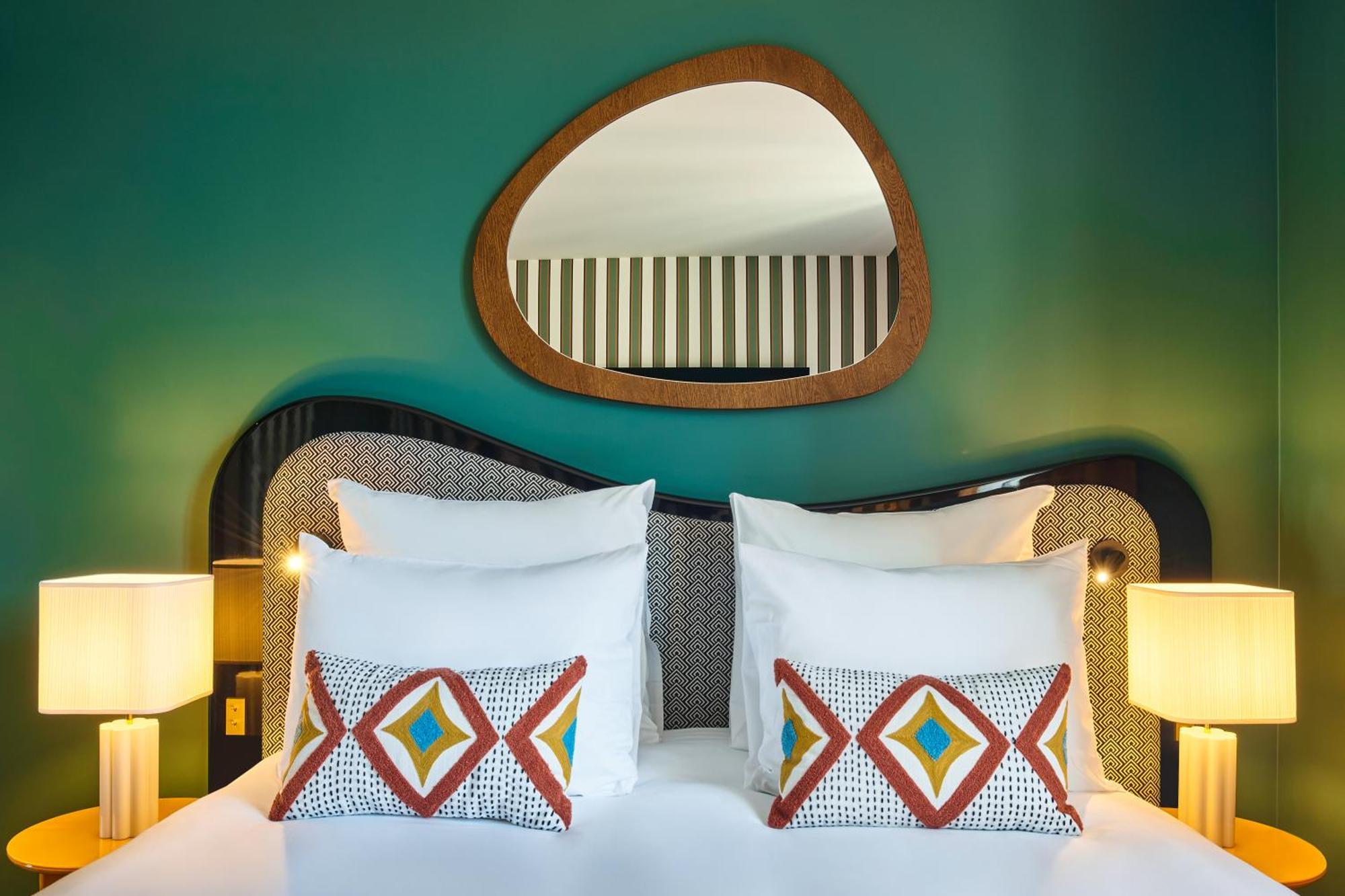 Hotel Mercure Butte Montmartre Basilique Parijs