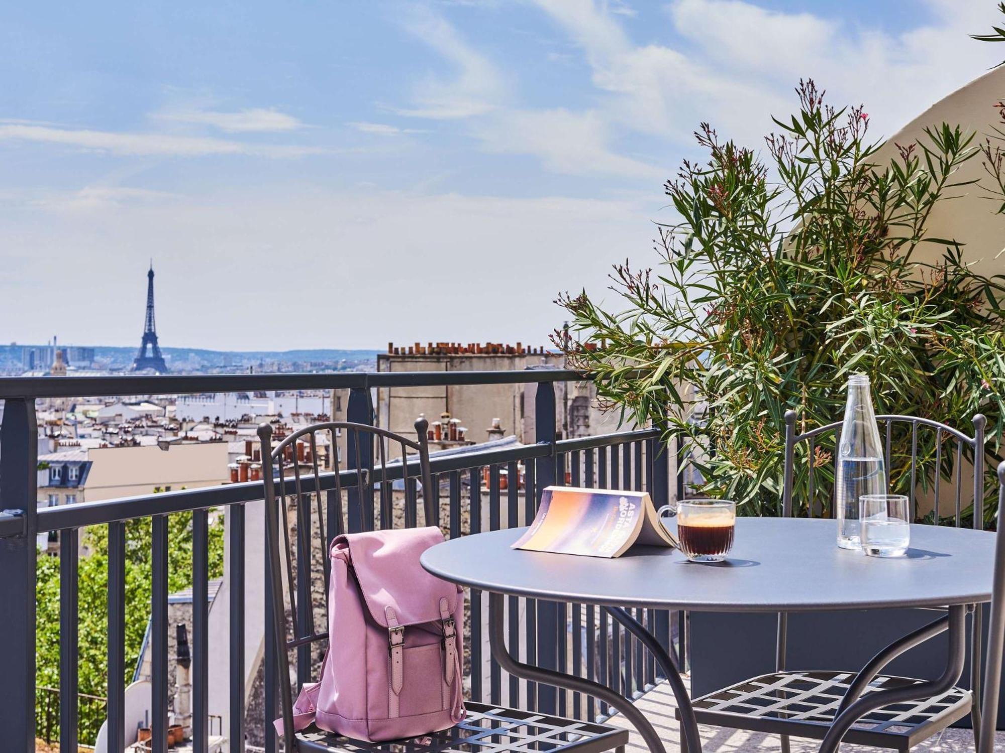 Mercure Butte Montmartre Basilique Parijs